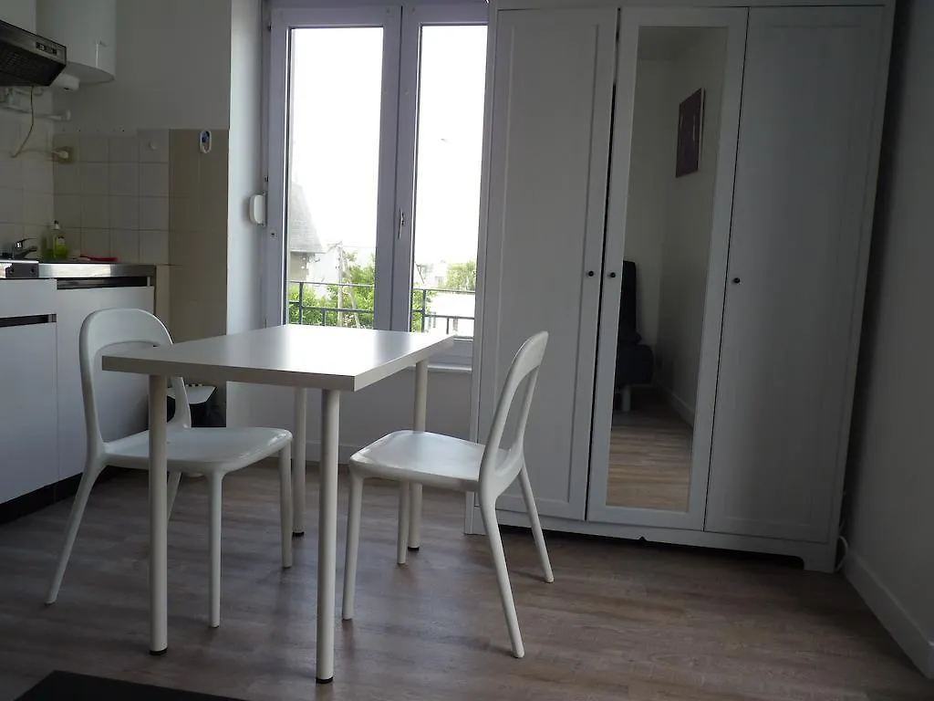 Residence Albert Premier 브레스트 아파트호텔
